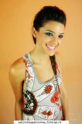 POZE - thelma - Calu Rivero